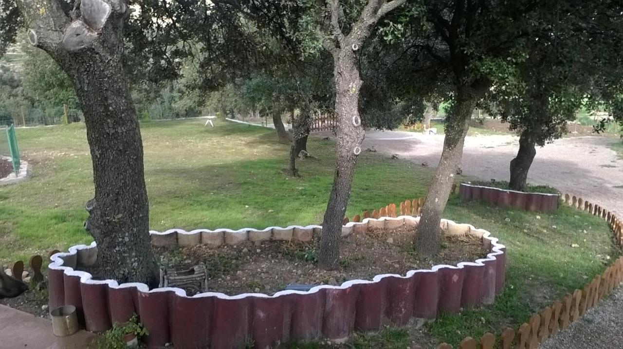 La Casa Del Estanque Villa Olocau del Rey Bagian luar foto